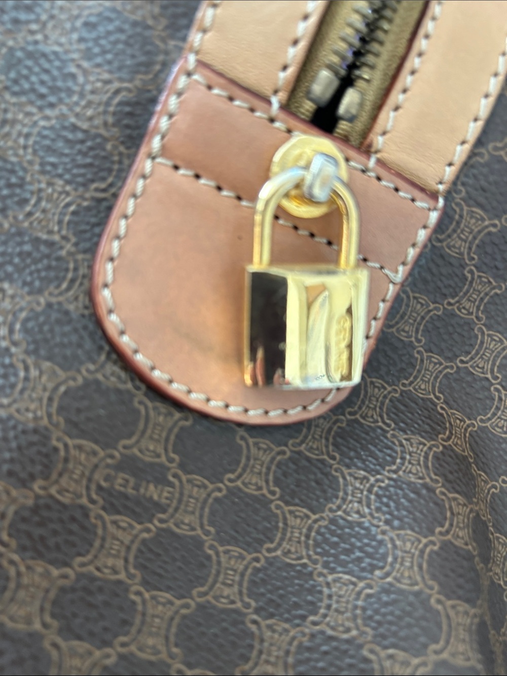 🤎CELINE🤎Macadam💛Brown Mono Weekender Bag with Unbranded Strap & Lock no key - Picture 5 of 10